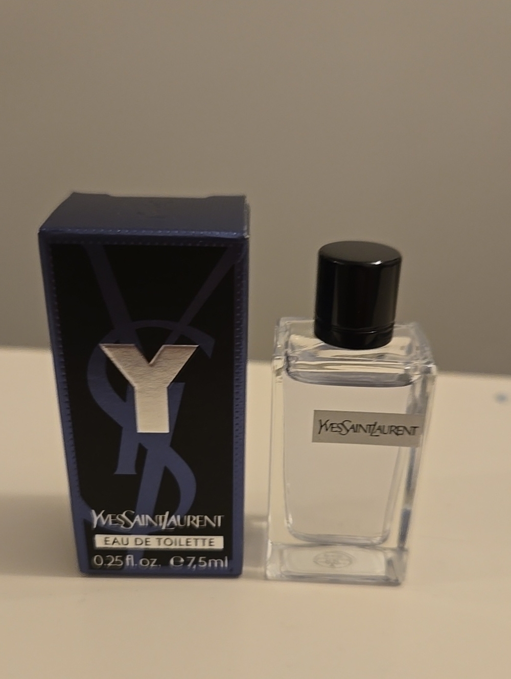 Yves Saint Laurent Y Eau de Toilette Mini - .25 Fl Oz